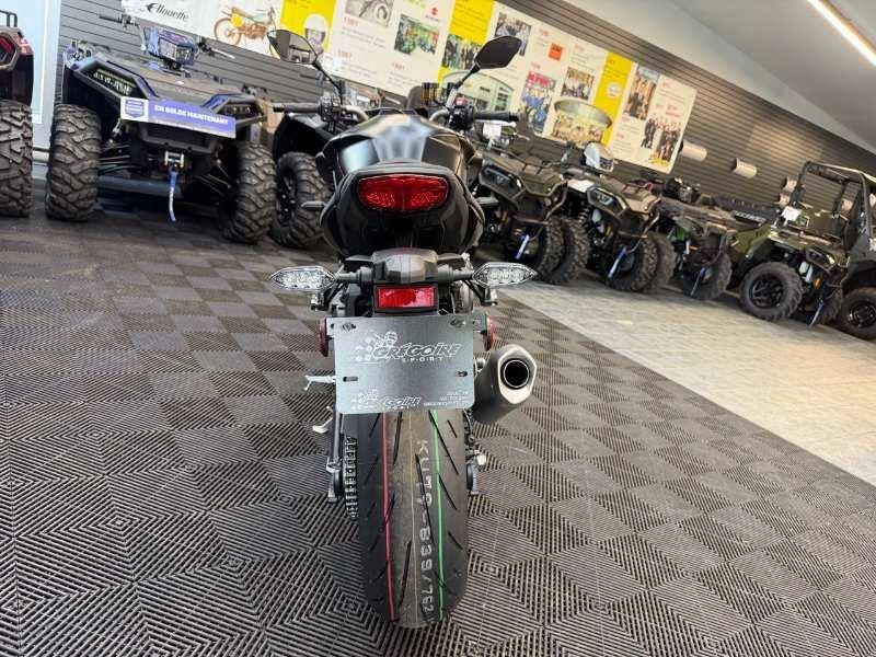 2026 Yamaha Mt-10 alt