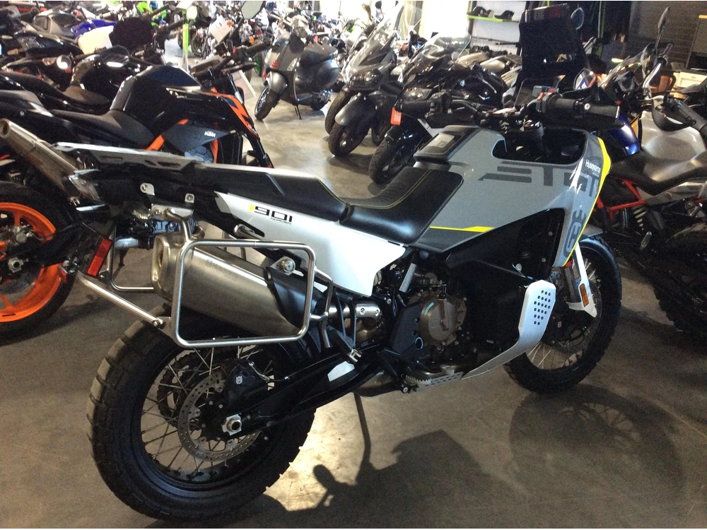 Husqvarna Norden 901 2024 alt