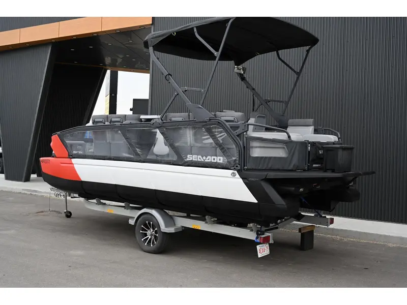 2023 Sea-Doo Switch Sport 21' 230 51PM