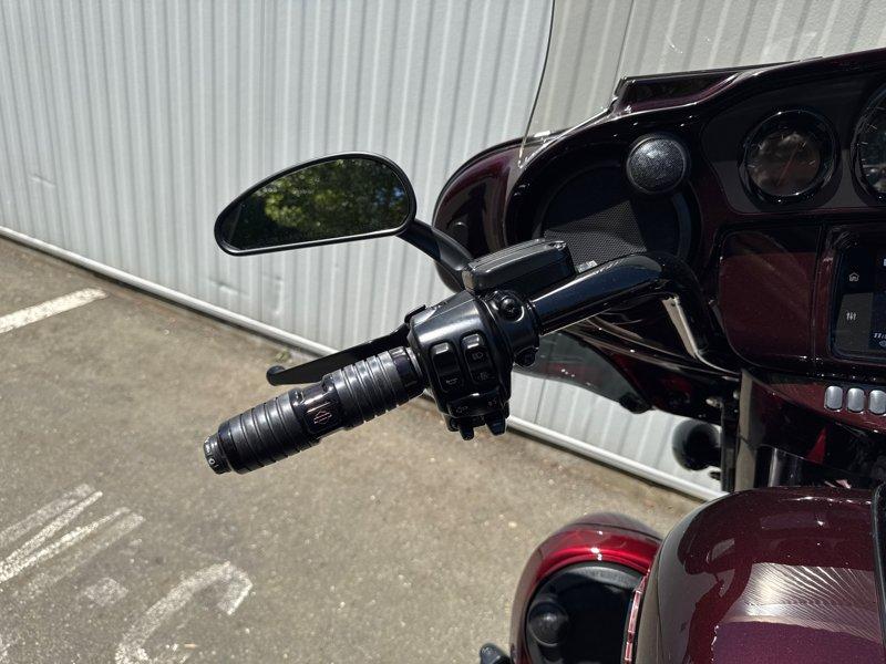 2019 Harley-Davidson FLHXSE - CVO™ Street Glide®