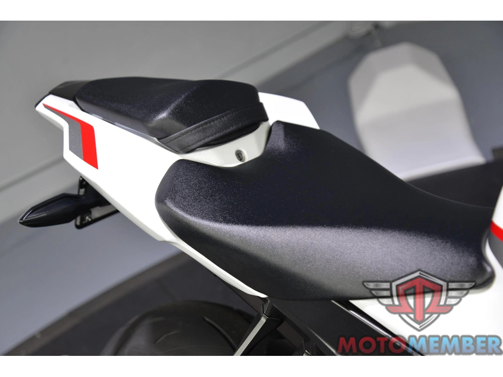 2025 Honda Cbr1000rr alt
