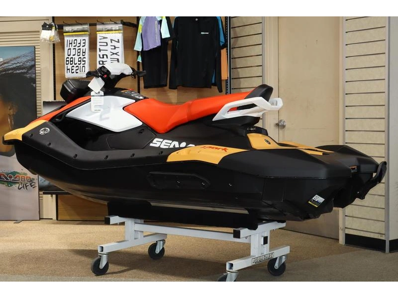 2026 Sea-doo Spark Convenience Package 900 3up Ibr "sunrise Orange / Dragon Red (sound System)" alt