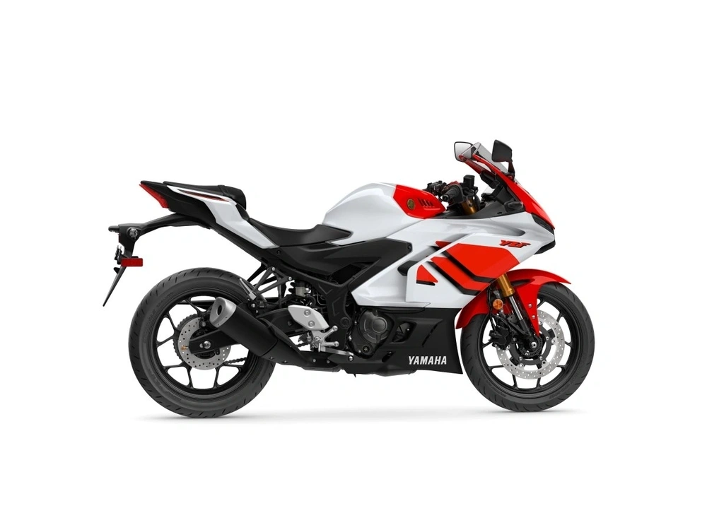 2026 Yamaha Yzf-r3 70th Anniversary Edition alt