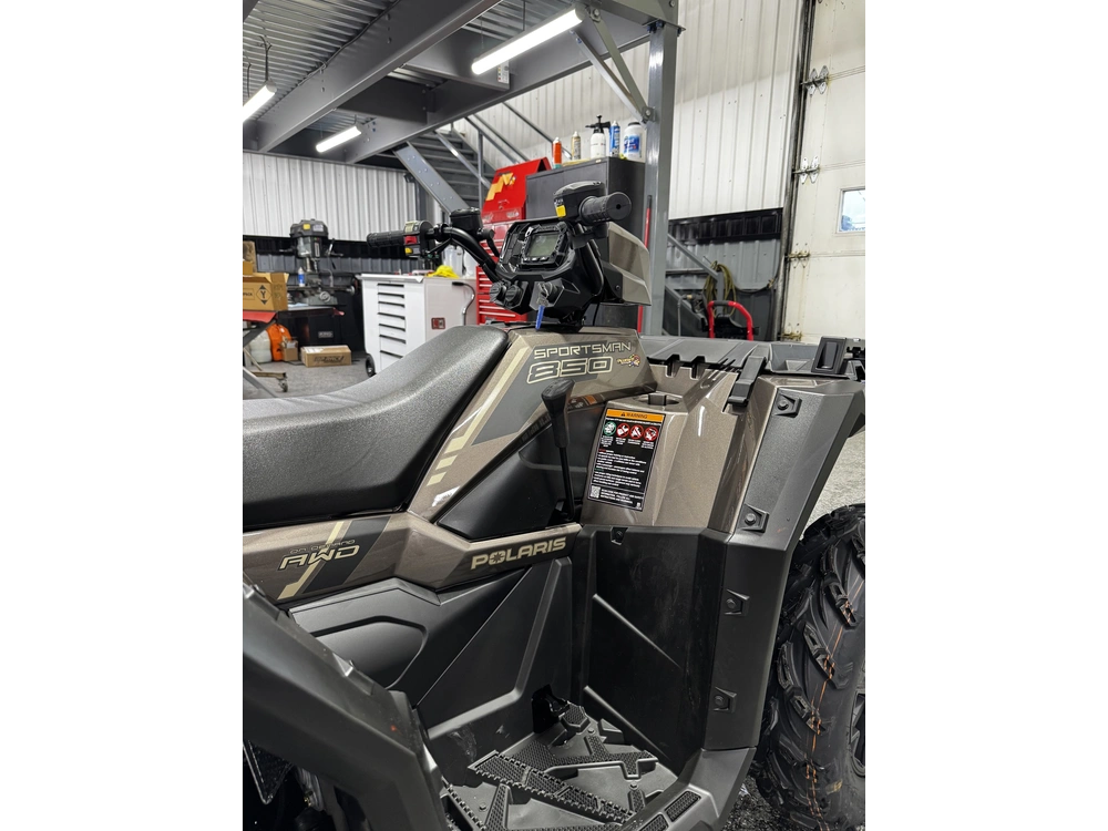 Polaris Sportsman 850 Premiu 2026 alt
