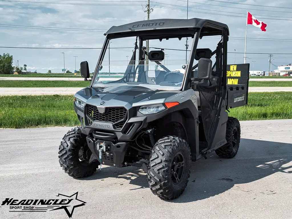 2025 CFMOTO UFORCE 600 // Velocity Grey w/ Half-Windshield