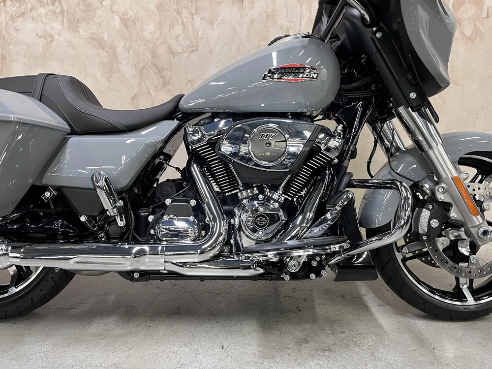 2026 Harley-davidson Flhx Street Glide alt