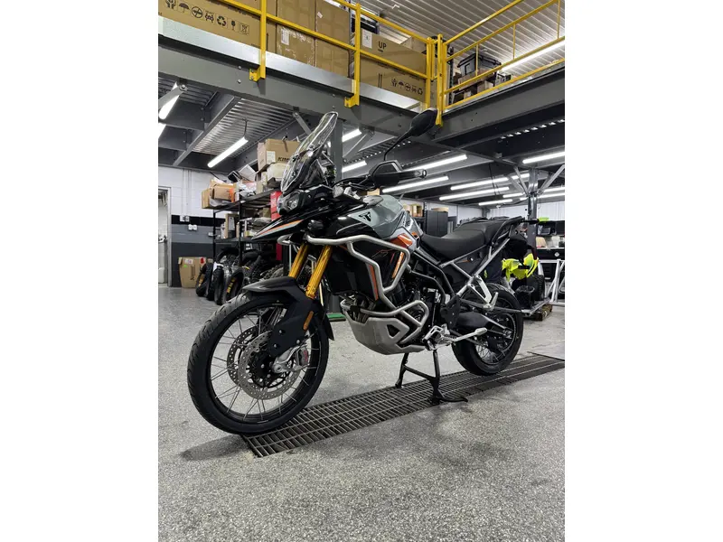 2026 Triumph TIGER 900 DESSERT