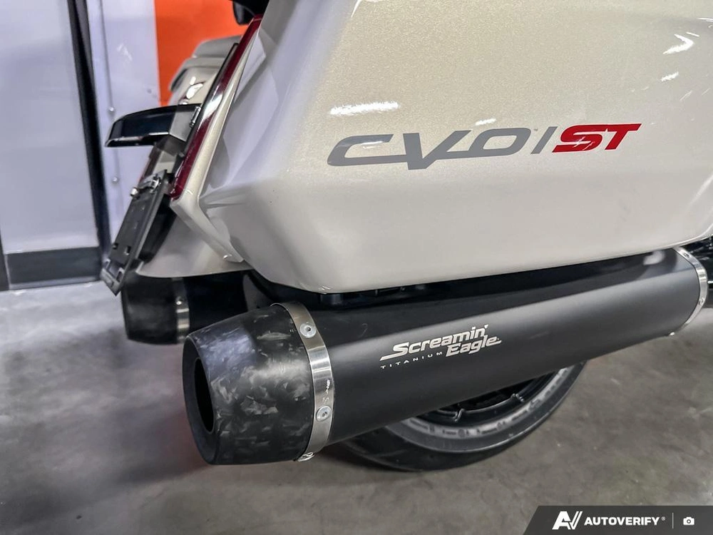 2024 Harley-davidson Cvo Road Glide St alt