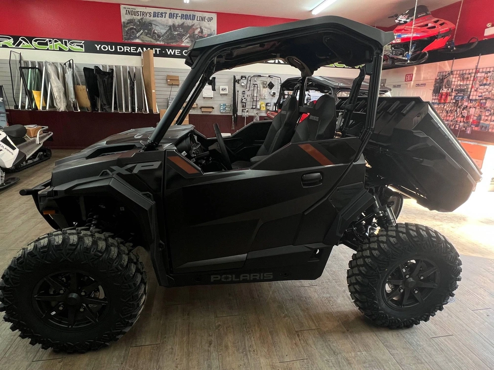 2026 Polaris General Xp 1000 Ultimate alt