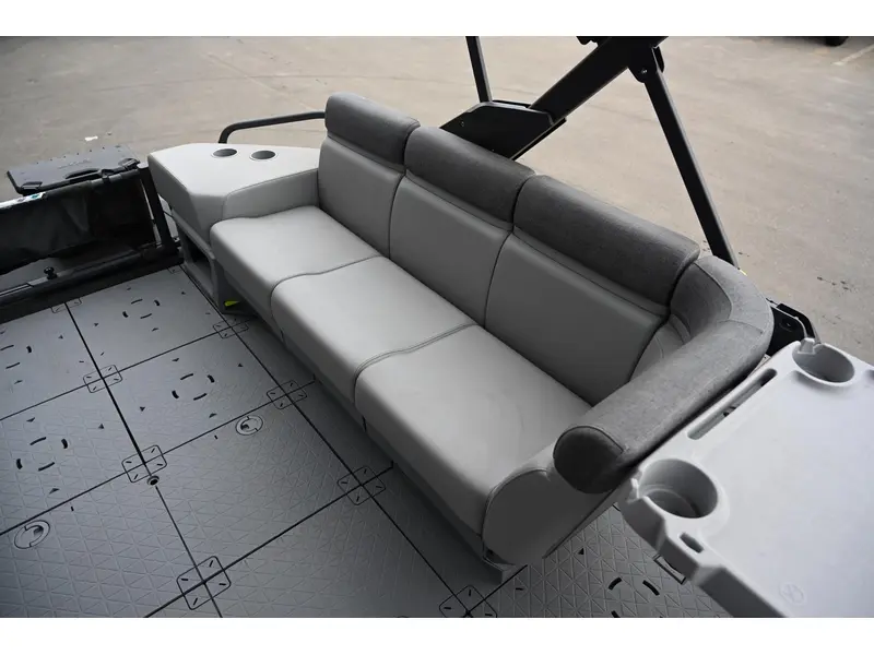 2023 Sea-Doo Switch Sport 21' 230 51PM