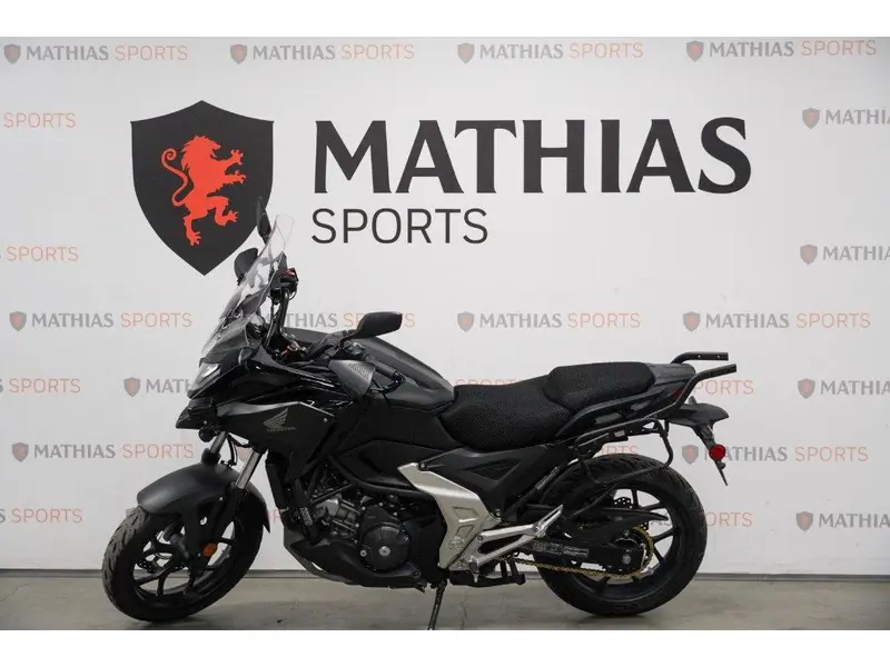 Honda NC750X DCT 2023