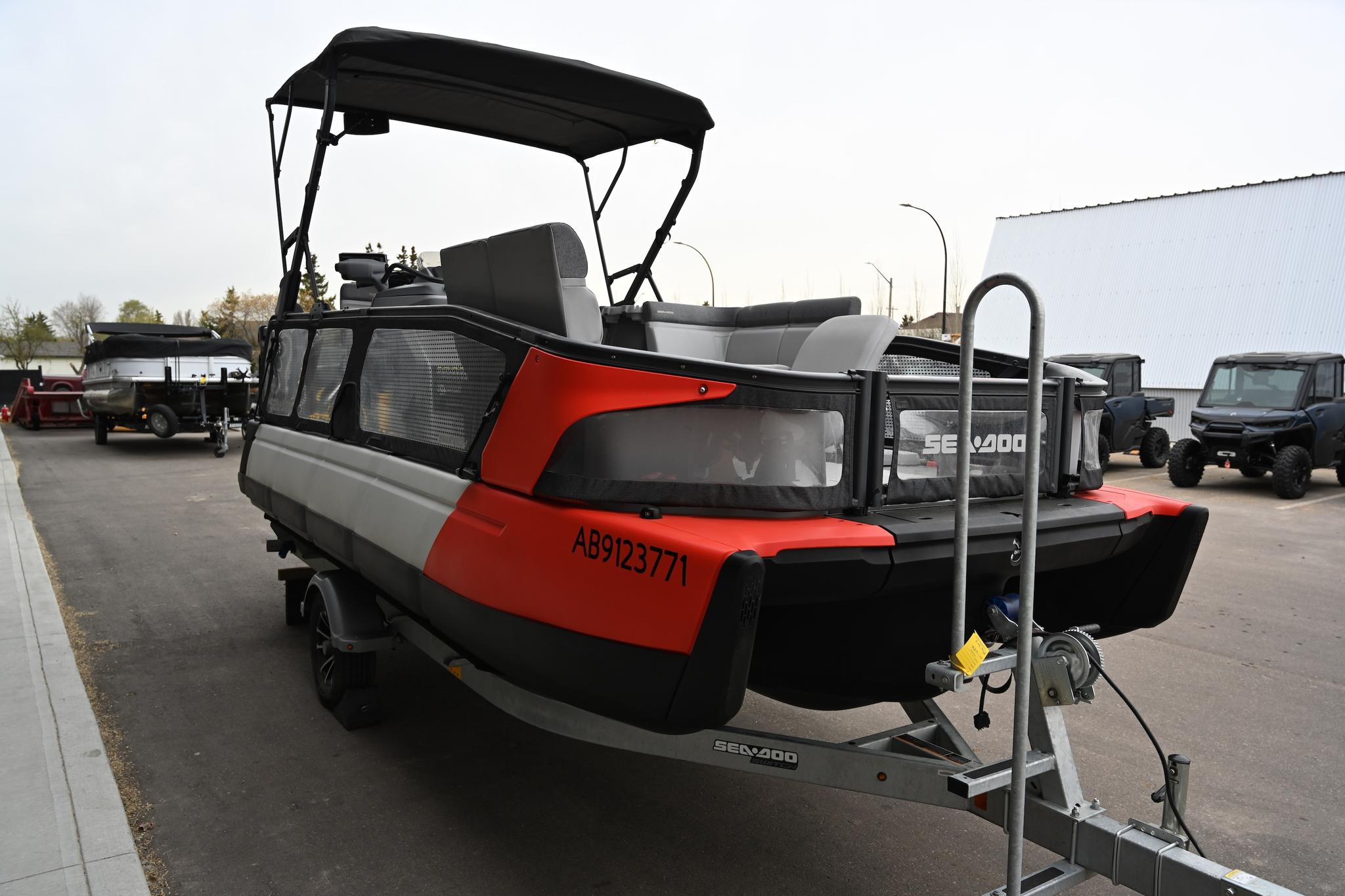 2023 Sea-Doo Switch Sport 21' 230 51PM thumbnail 6