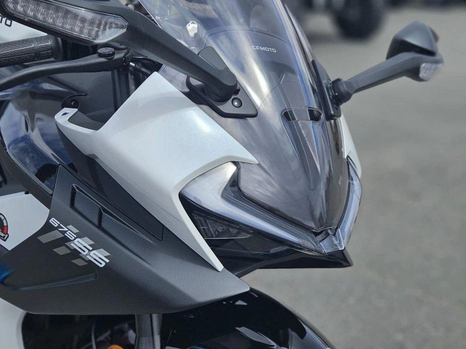 2026 Cfmoto 675 Ss alt