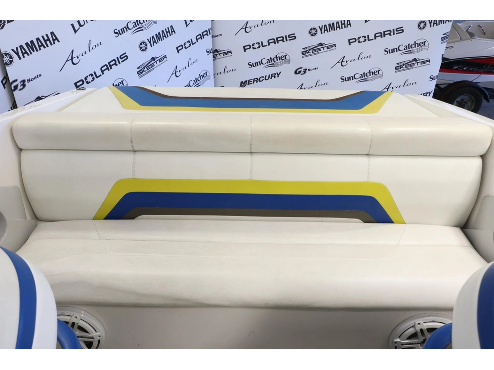 2013 Checkmate Convincor 260 alt