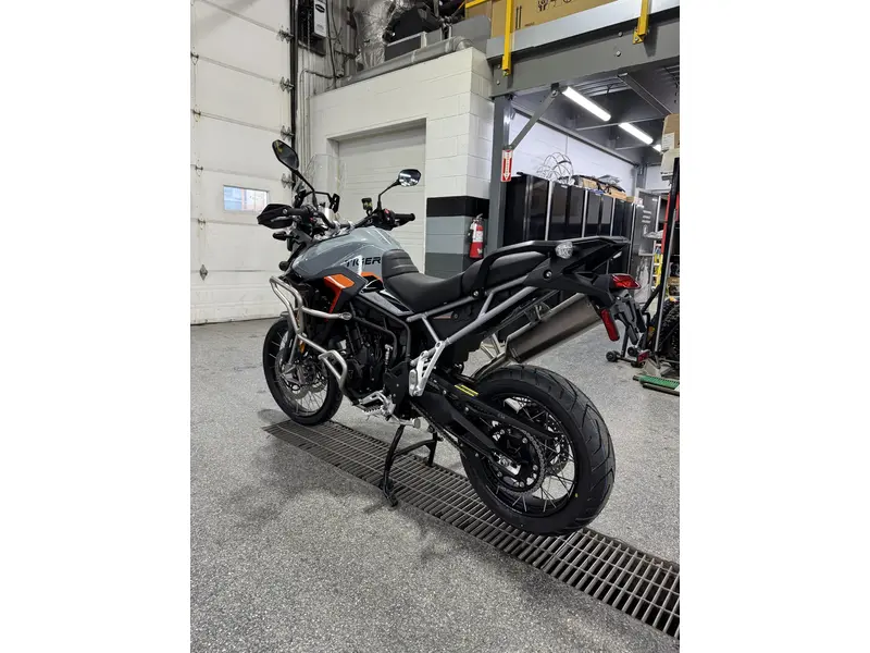 2026 Triumph TIGER 900 DESSERT