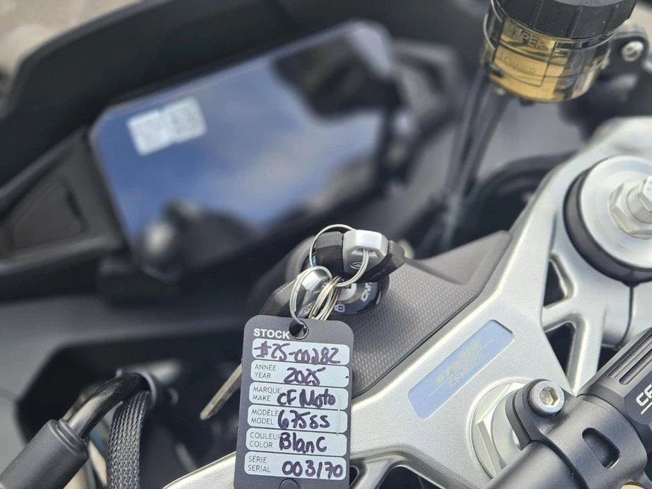 2026 Cfmoto 675 Ss alt