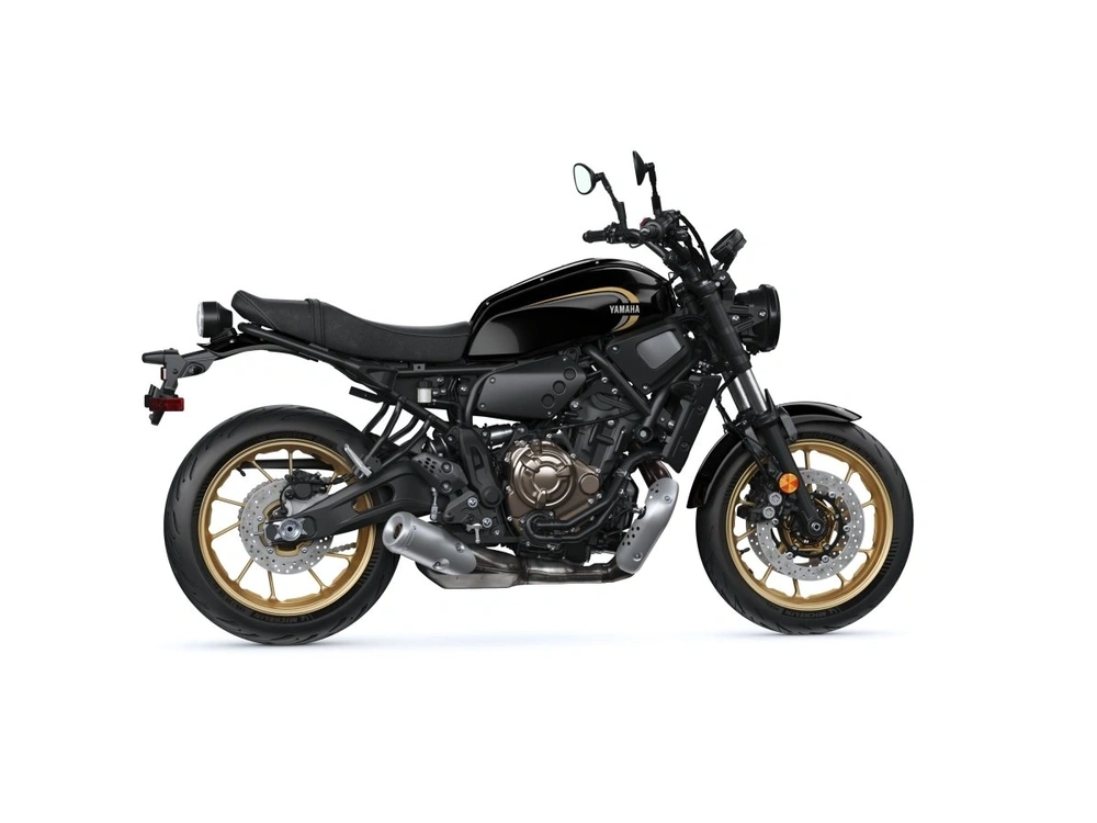 2026 Yamaha Xsr700 alt