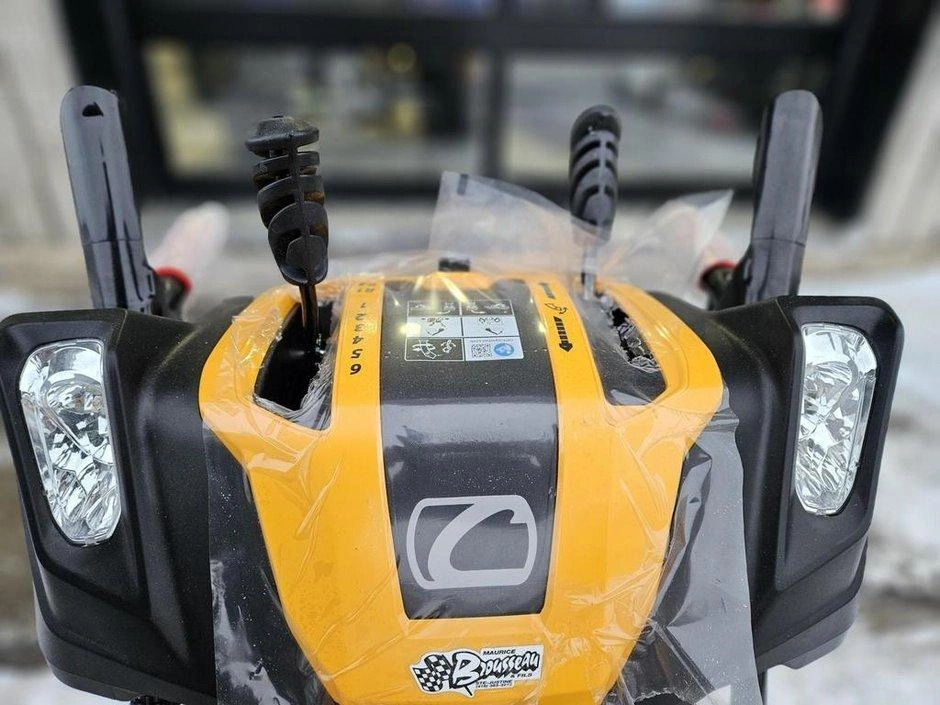 2024 Cub Cadet 2x 30 Hd alt