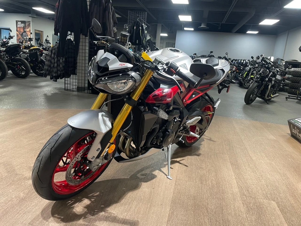 2026 Triumph Street Triple 765 Rx - Matte Aluminum alt
