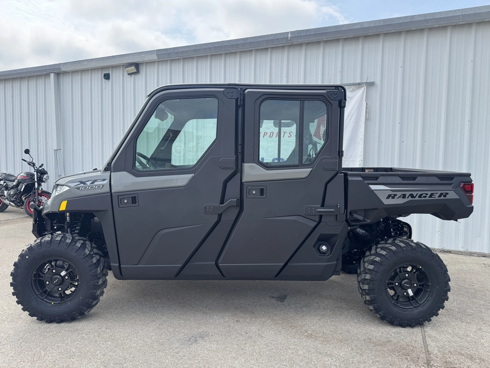 2027 Polaris Ranger Crew Xp 1000 Cab alt
