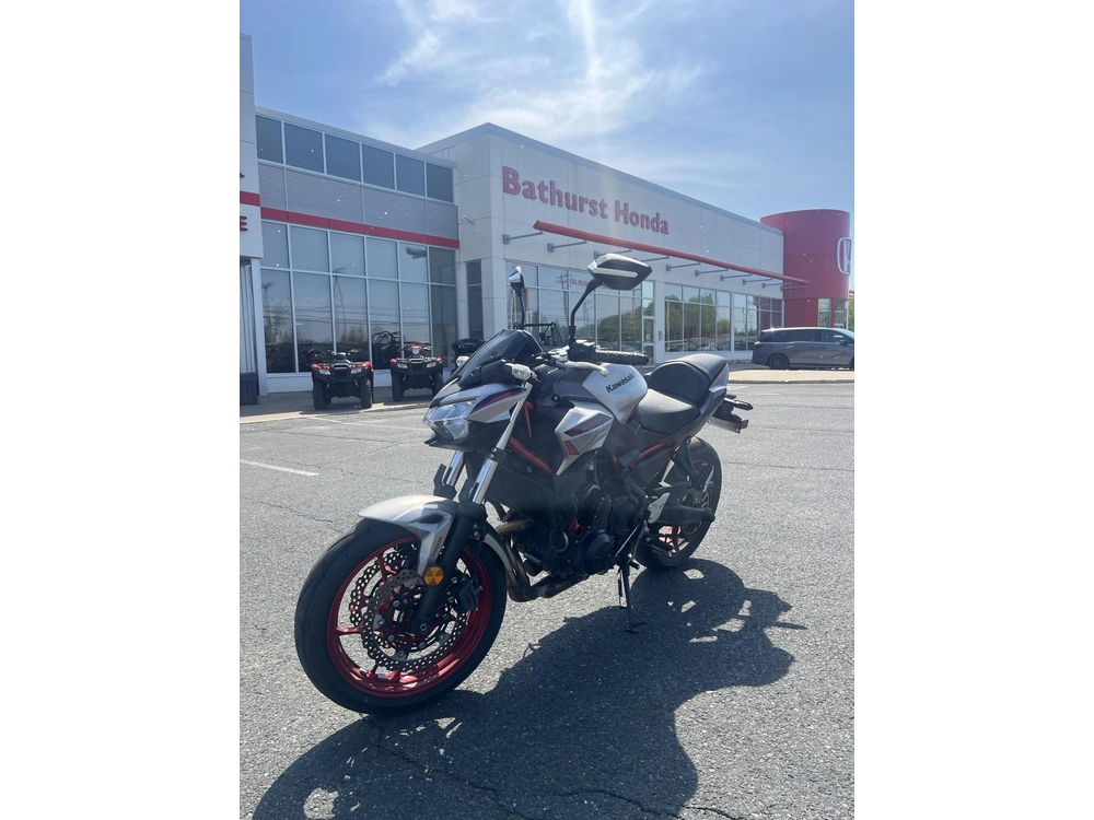 2023 Kawasaki Er650n alt