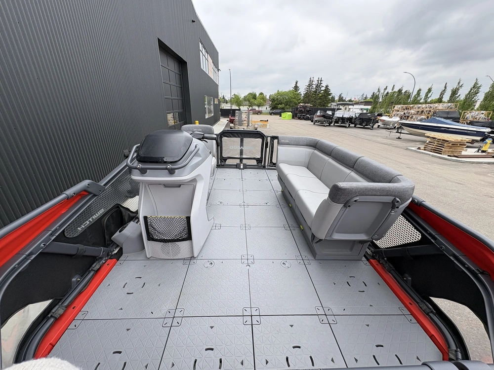 2024 Sea-doo Switch® Compact - 130 Hp alt
