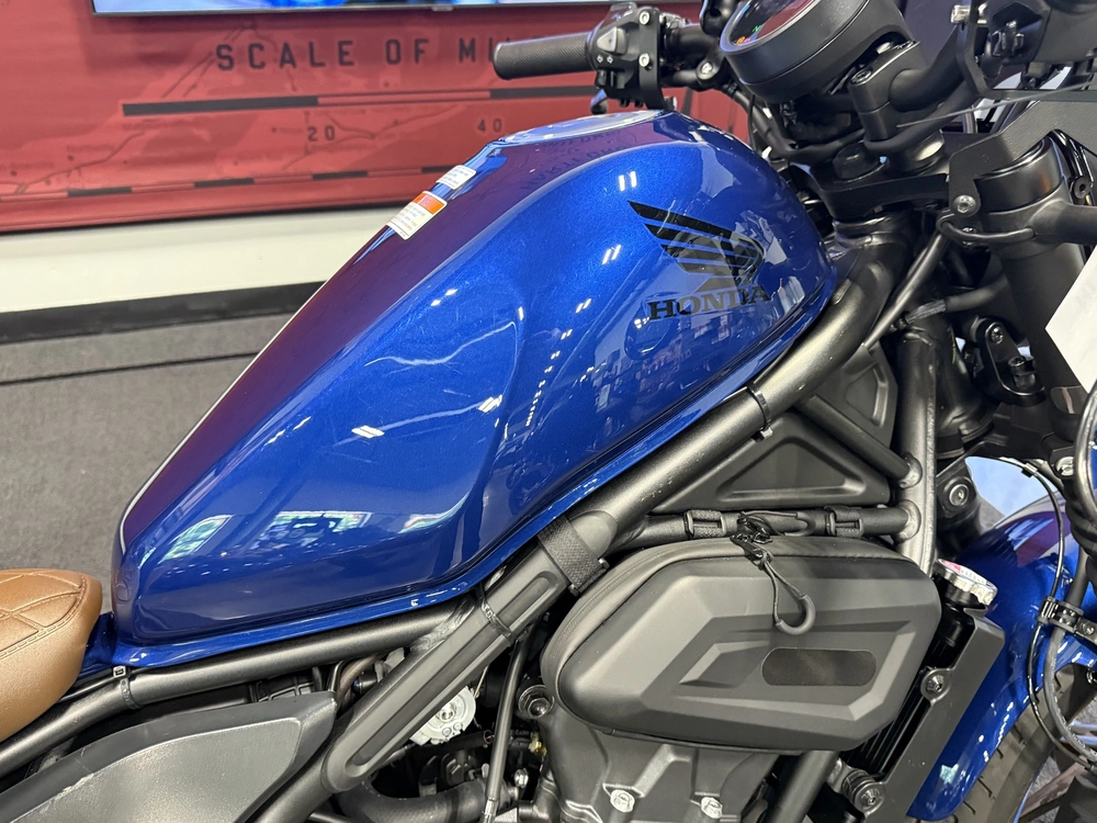 2025 Honda Rebel Abs Se alt