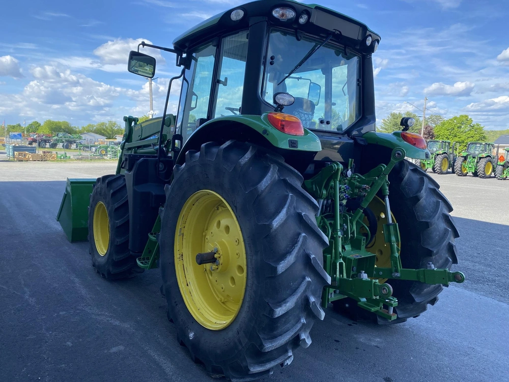John Deere 6120m 2024 alt