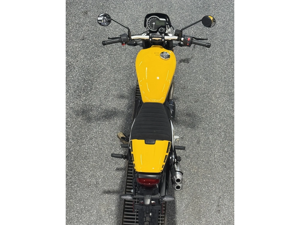 2027 Triumph Tracker 400 Jaune alt