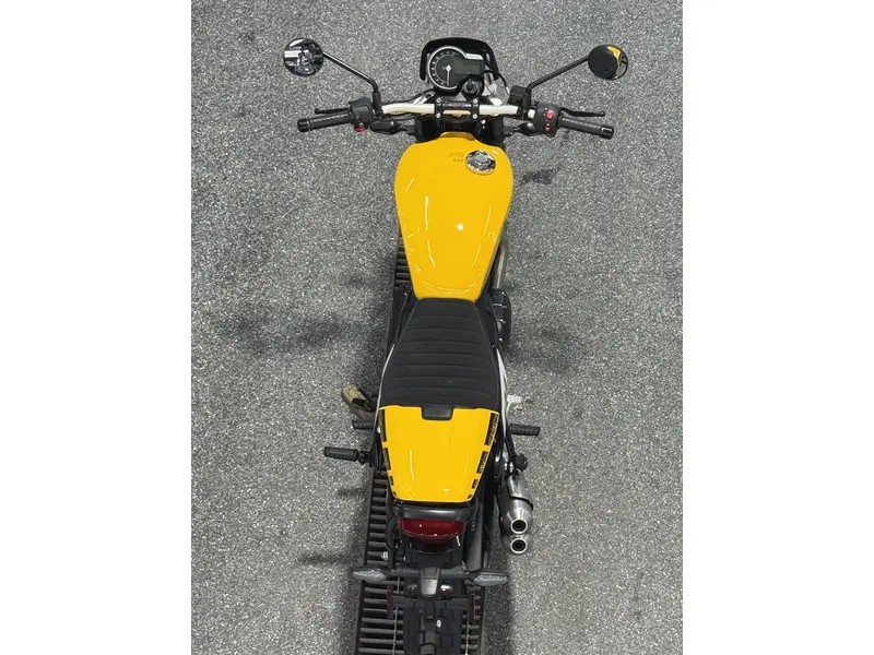 2027 Triumph TRACKER 400 JAUNE