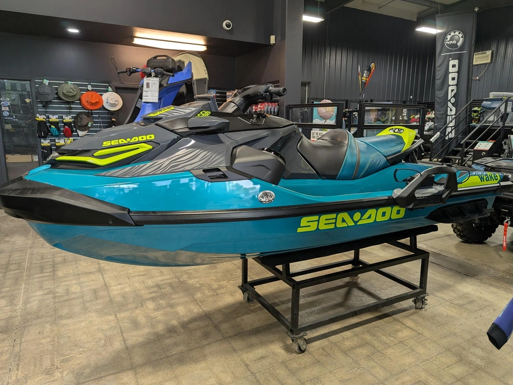 2026 Sea-doo Wake Pro 230 Aud Be Ibr Idf 26 alt