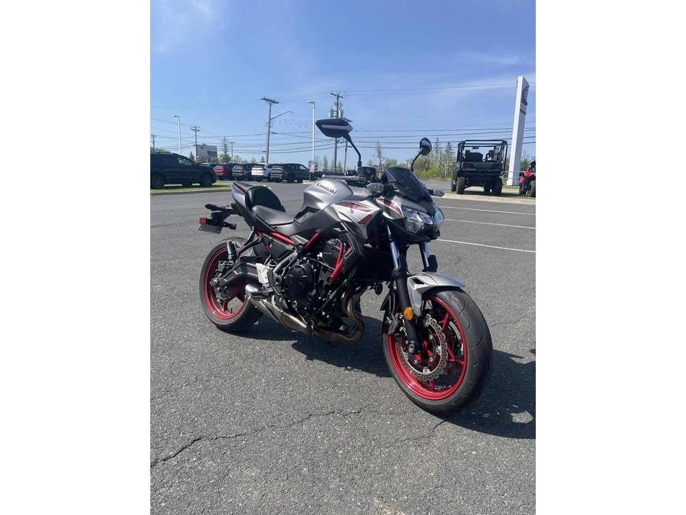 2023 Kawasaki Er650n alt