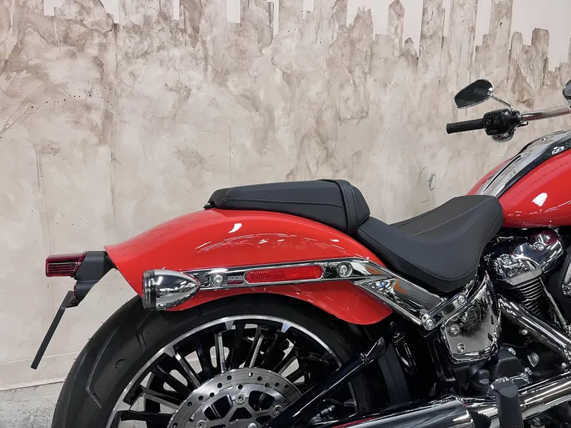 2026 Harley-Davidson FXBR BREAKOUT