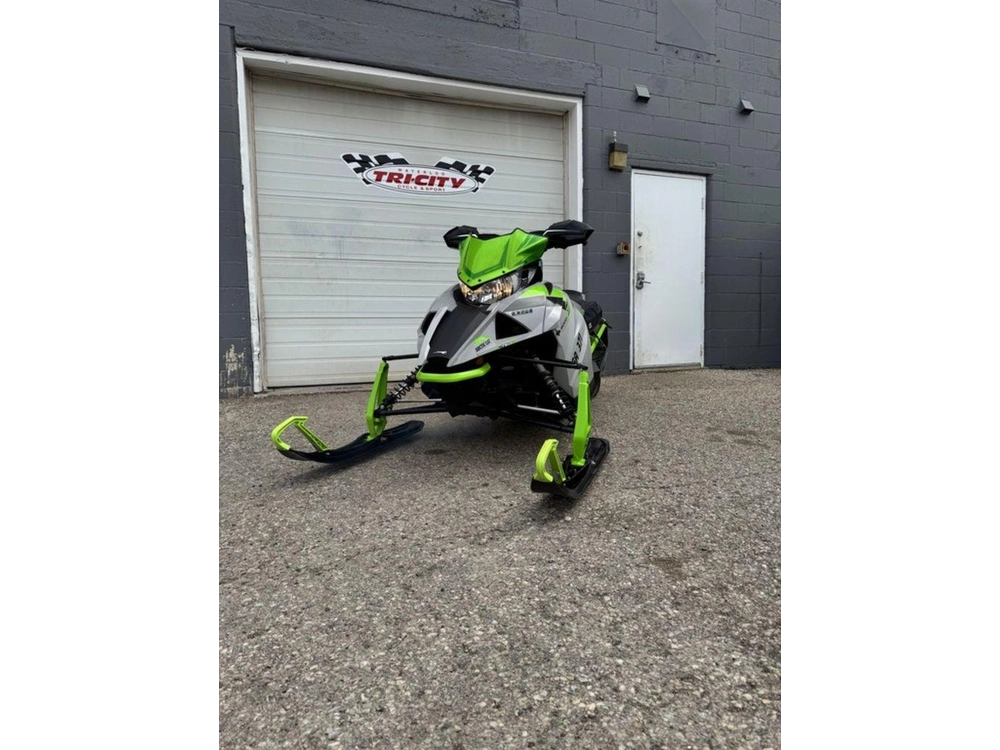 2018 Arctic Cat Zr 8000 Sno Pro Es (129) alt