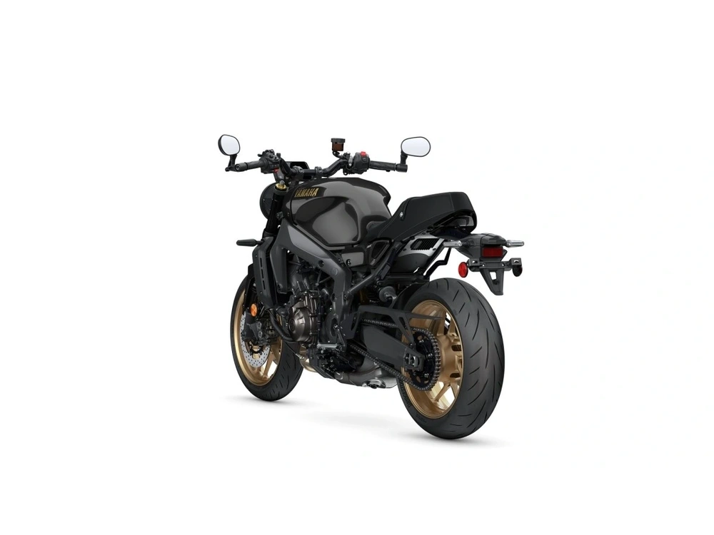 2026 Yamaha Xsr900 alt