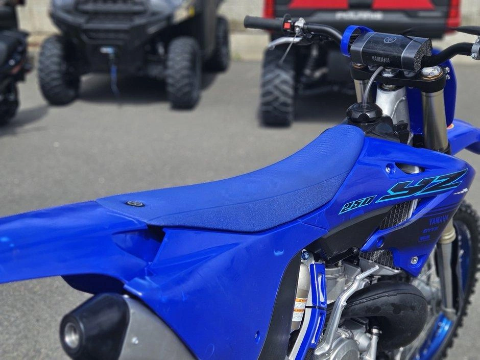 2024 Yamaha Yz250 alt