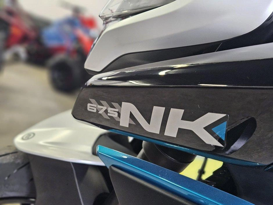 2026 Cfmoto 675nk alt