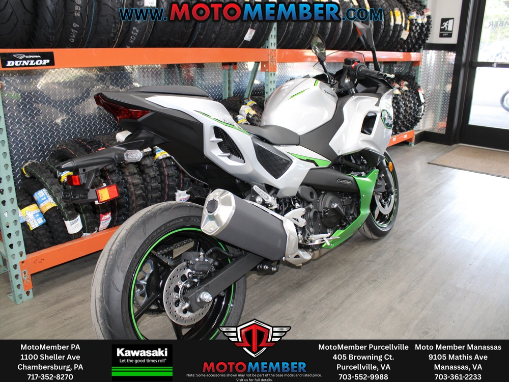 2024 Kawasaki Ninja® 7 Hybrid Abs alt