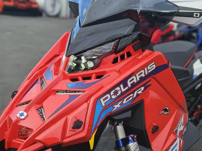 2025 Polaris 9R INDY XCR 136