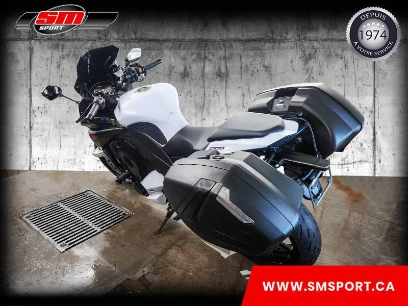 Kawasaki Ninja 1000 Sx 2013 alt