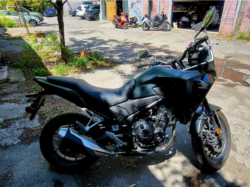 2025 Honda NX500 thumbnail 4