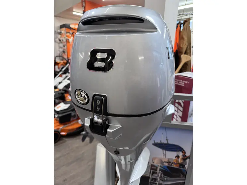 2026 Honda 8hp Portable, Manual Start, 15"