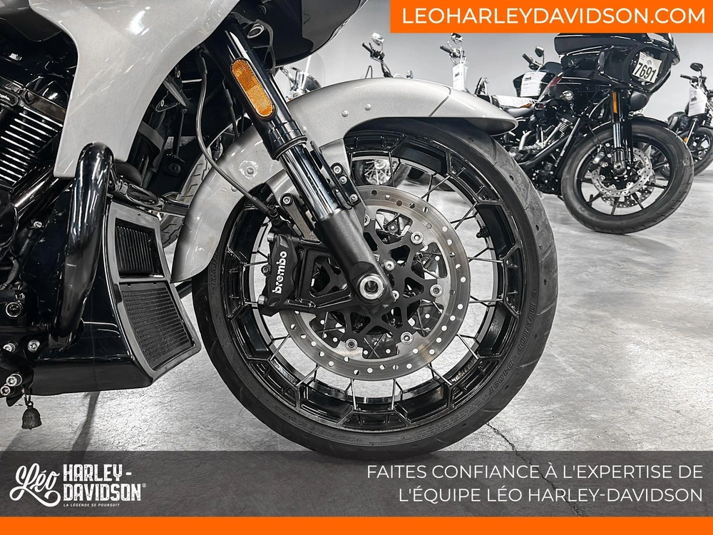 Harley-davidson Fltrxse Cvo Road Glide 2023 alt