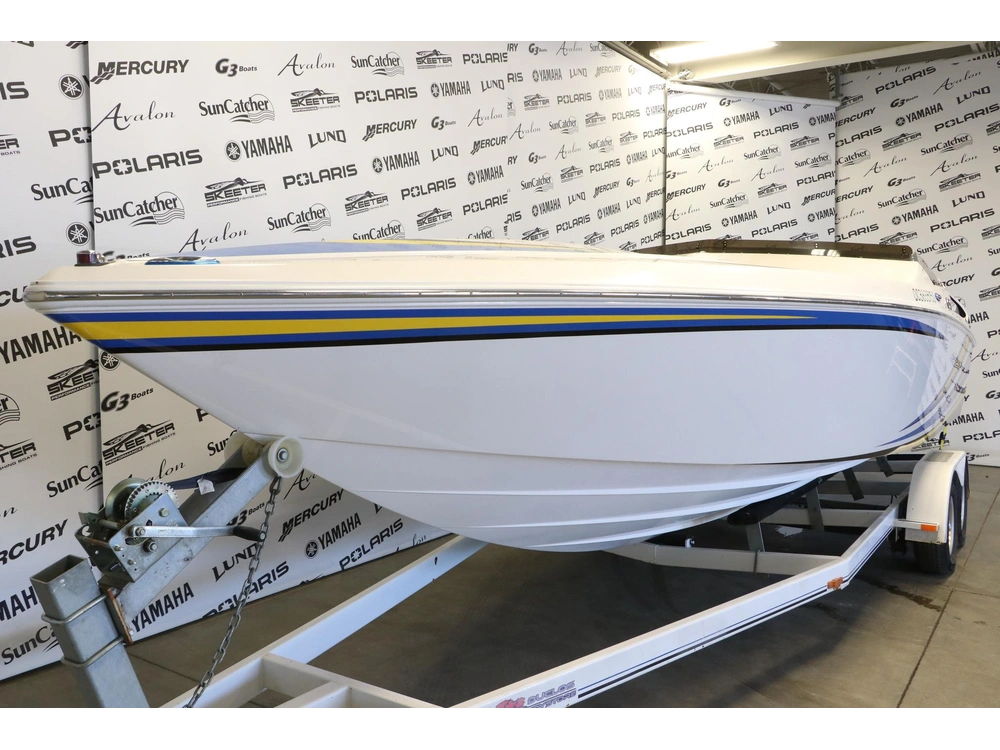 2013 Checkmate Convincor 260 alt