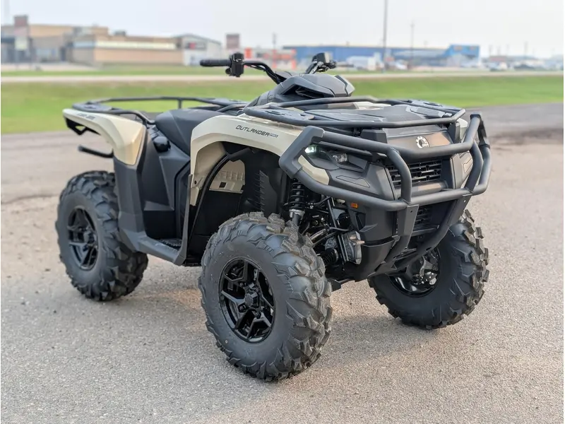 Can-Am Outlander Pro XU HD7 - Desert Tan 2026