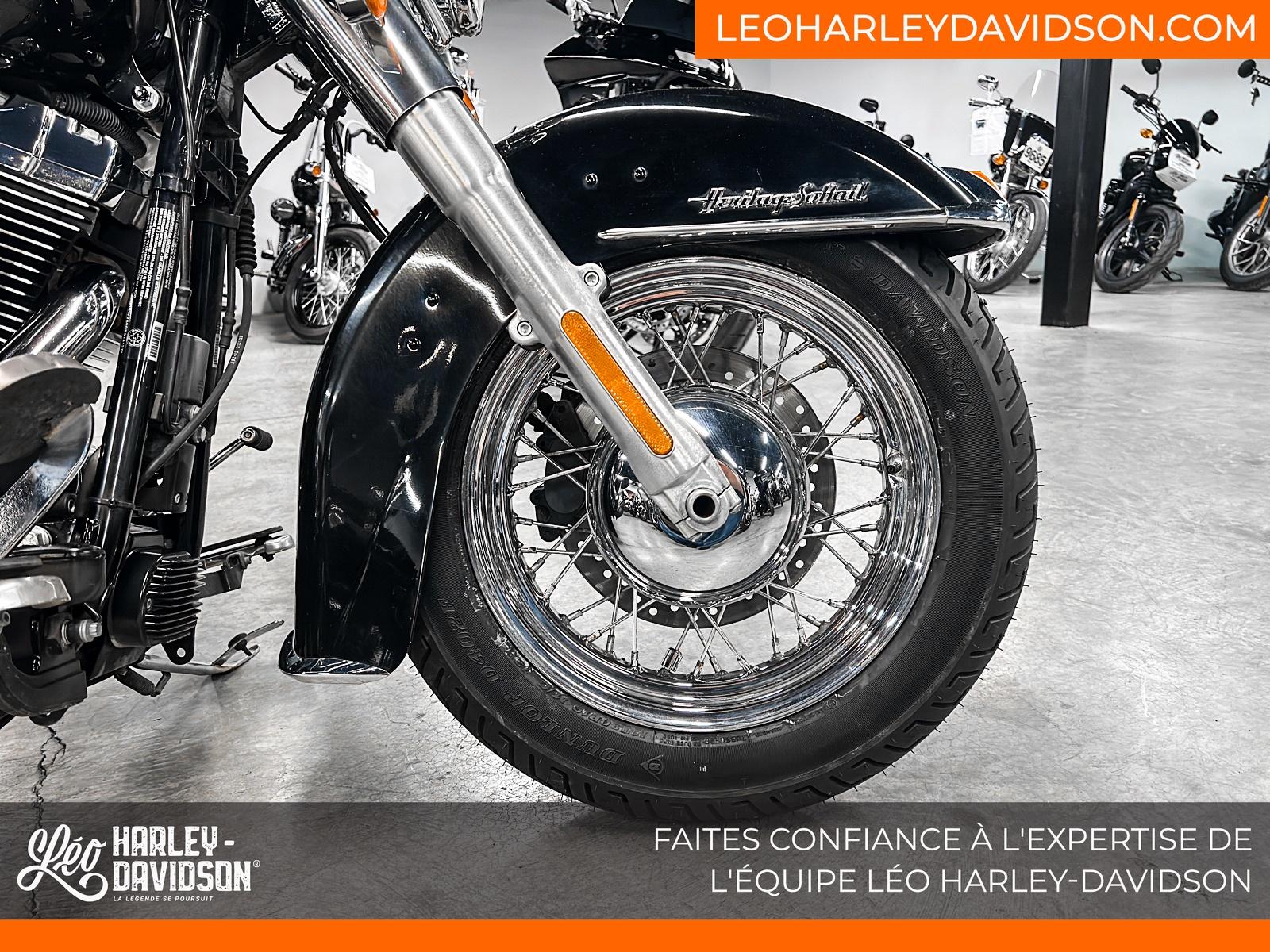 2016 Harley-Davidson FLSTC Softail Heritage Classic thumbnail 9
