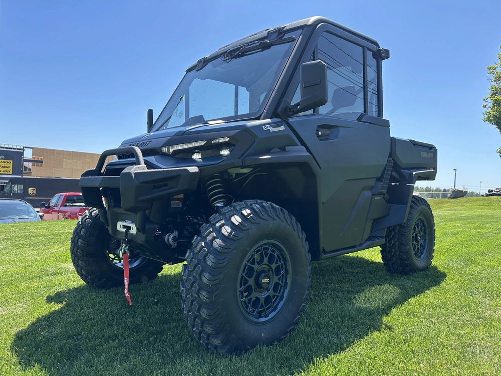 2026 Can-am Defender Ltd Hd11 alt