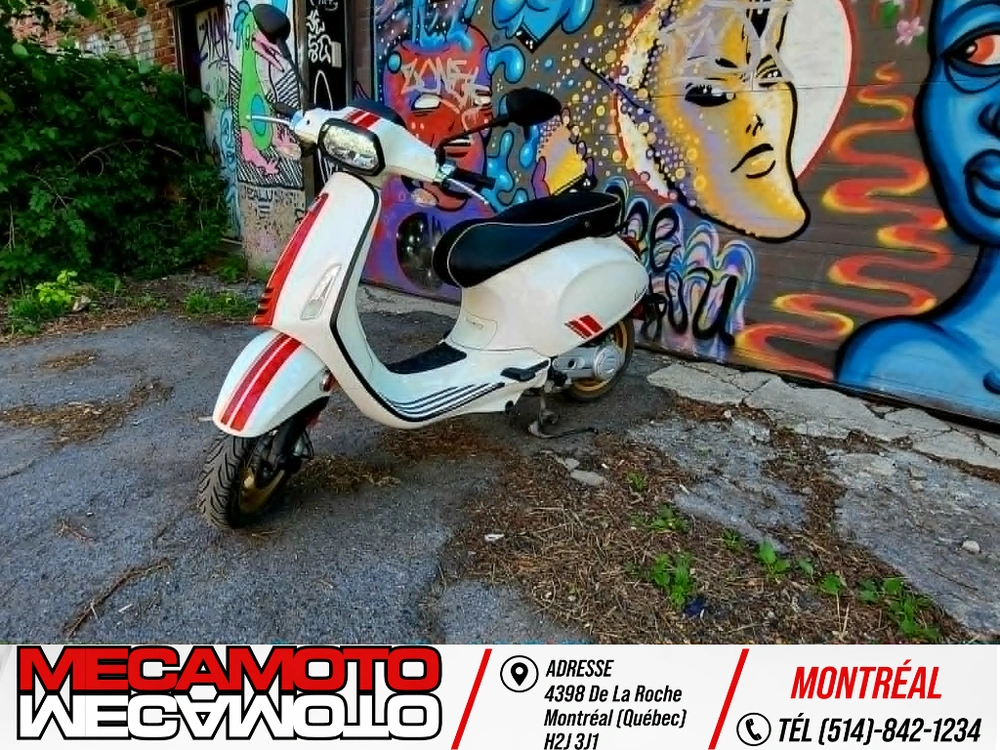 Vespa Sprint 50 Édition Racing Sixties 2022 alt
