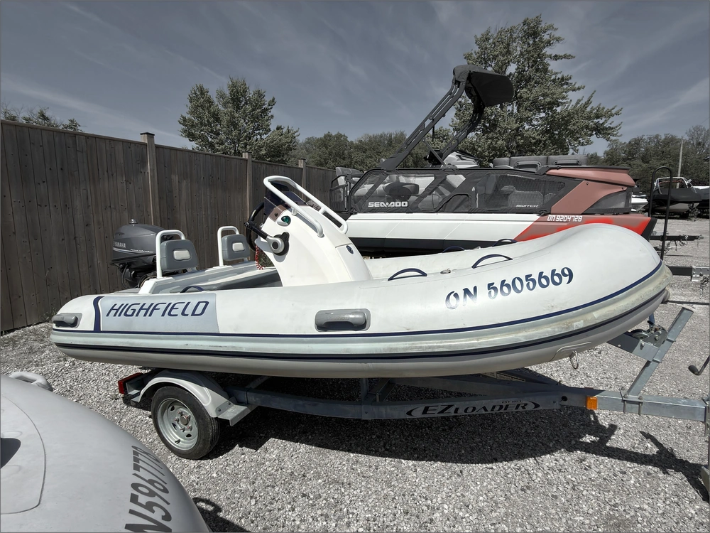 2017 Highfield Sp360 alt