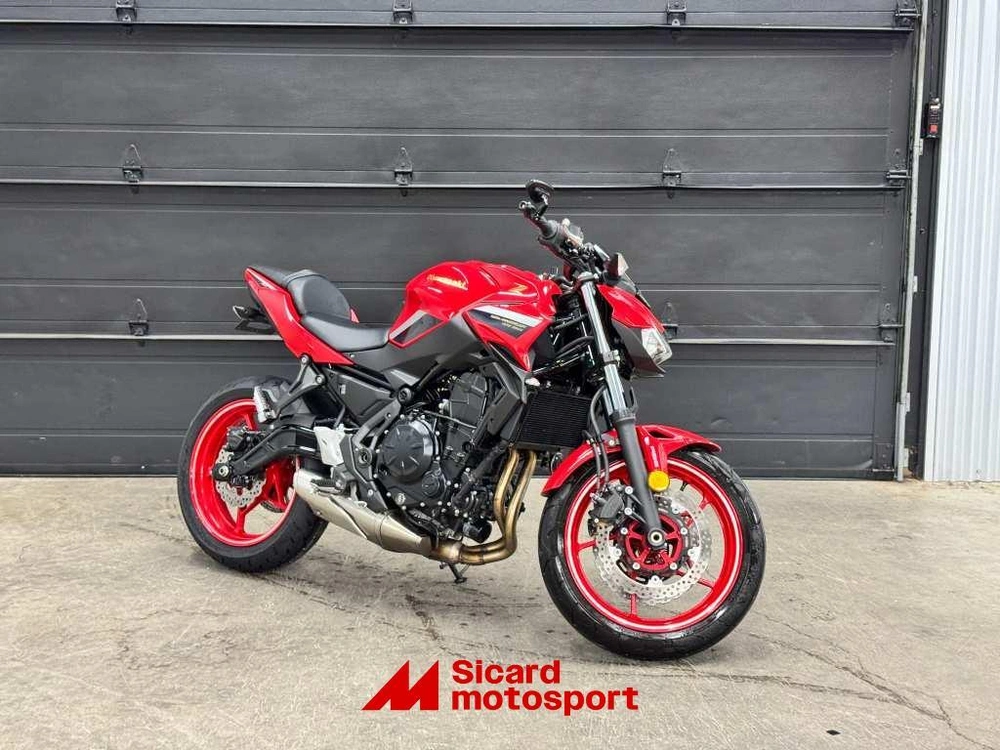 Kawasaki Z650 2022 alt